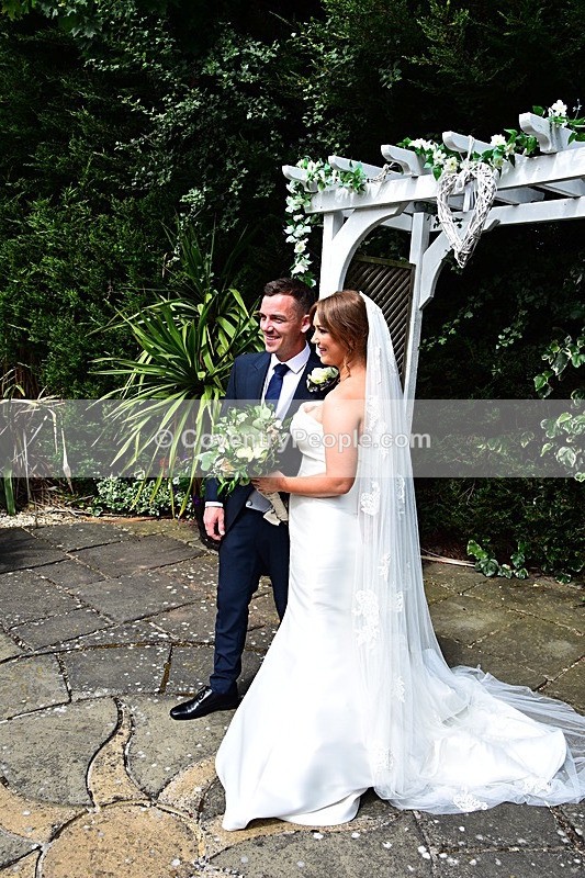 CON-986 - Toni & Liam