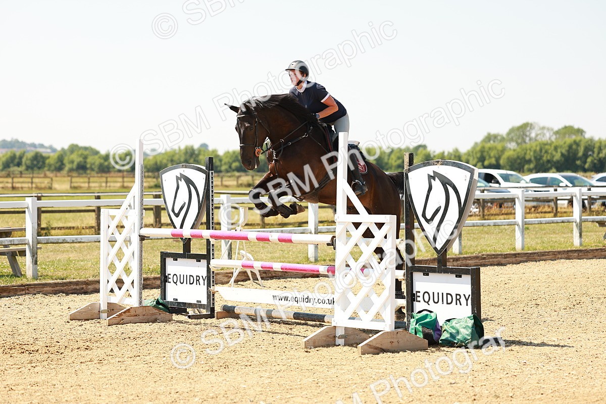 SBM_001521 - Class 4 - Senior Newcomers - 1.10m