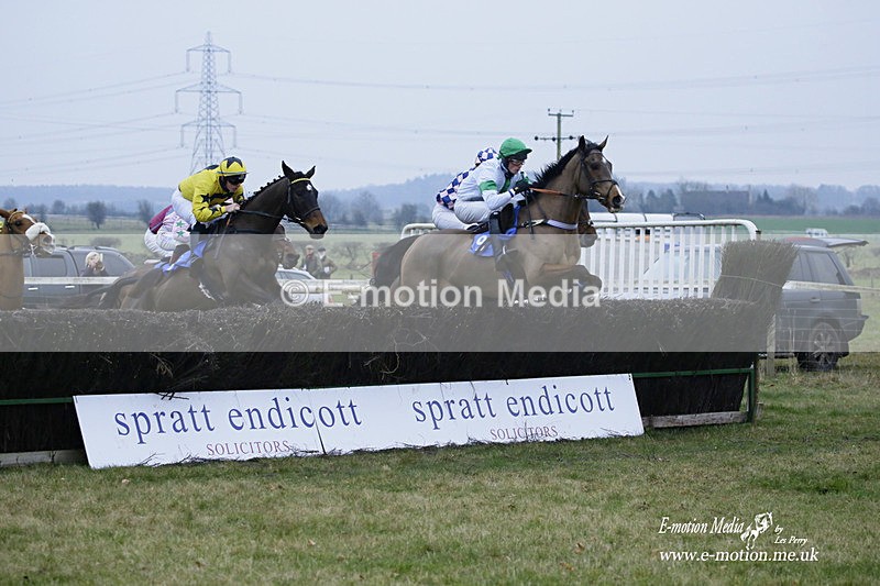 PtP 230122 760 - Cocklebarrow Races - Heythrop Hunt - 23/01/22