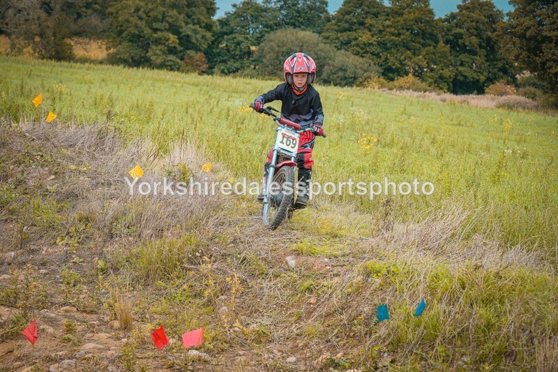 DSCF0329 - Ripon MC Trial 27/09- kids