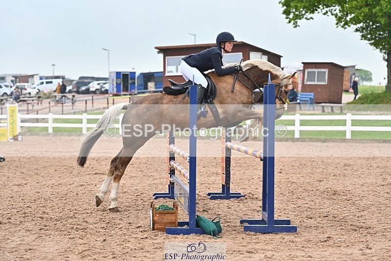 260508-083854-04202 - Cls 17 British Novice and 90cm Open
