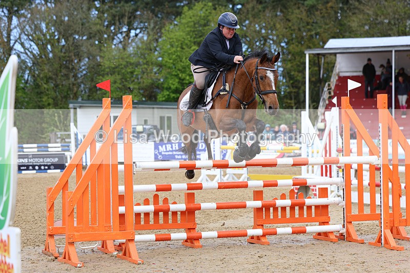 3E7A1607 - Class 7: Senior Newcomers/1.10m open