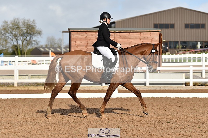 231104A-120202-01657 - Cls 5 Novice 37A