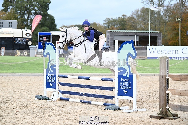 241117-134658-04269 - Cls 3 90-95cm 13.00 to 14.00