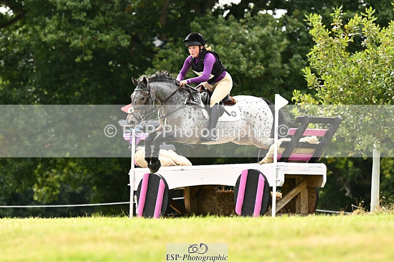 240825X-154159-36543 - 80cm XC 15.30 to 16.30