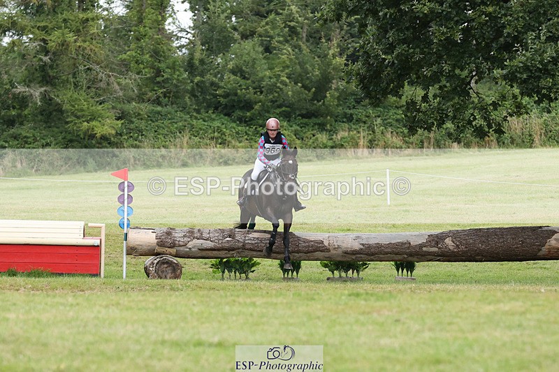 240825X-172915-37930 - 80cm XC 16.30 to 17.30