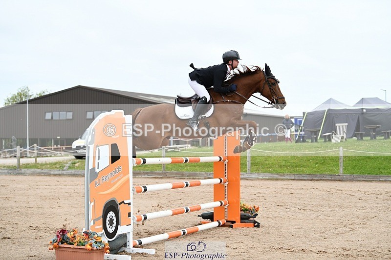 250508-090936-00588 - Cls 1 Snr Foxhunter