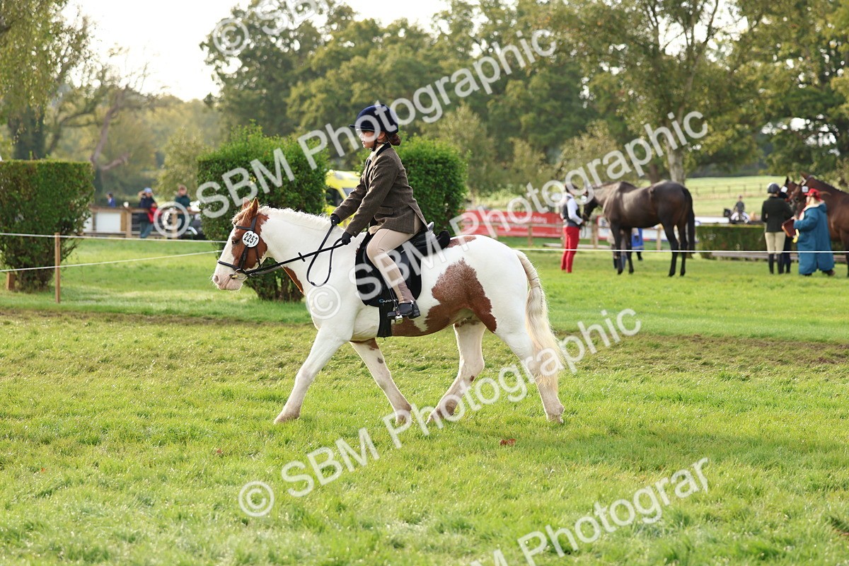 SBM_56615 - S40 - Starters Ridden Showing