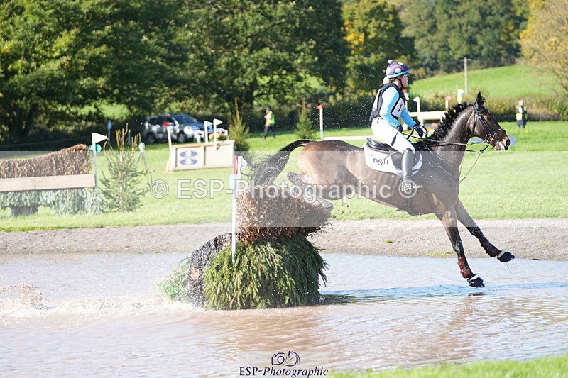 251024A-124716-10809 - B-140-Charlotte.Ward