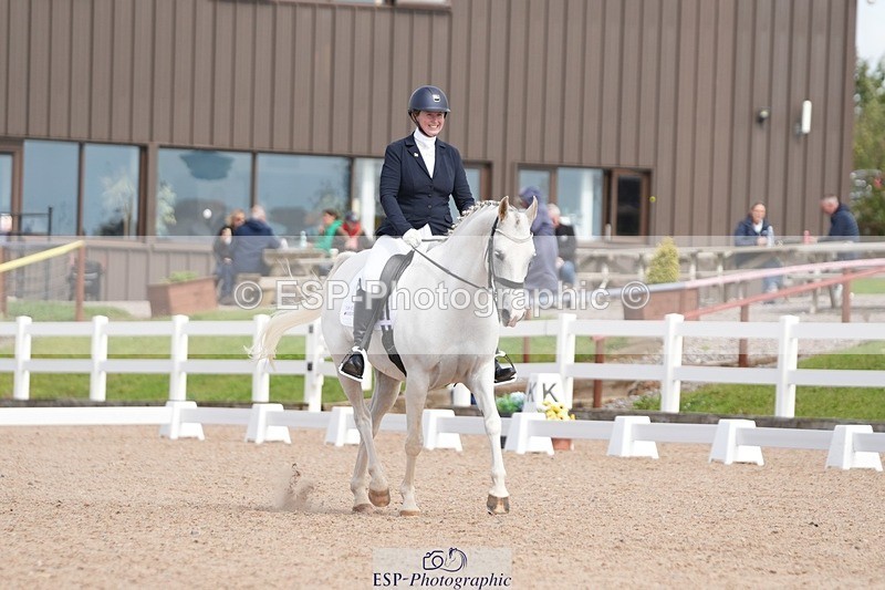 250906-130815-03524 - 065-Jessica.PerrySilver.Secret