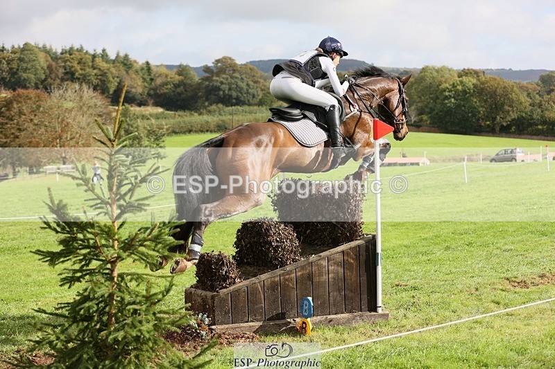 231020-121222-08723 - 044-COOLEY.ON.THE.CARDS-Charlotte.Cooke-XC