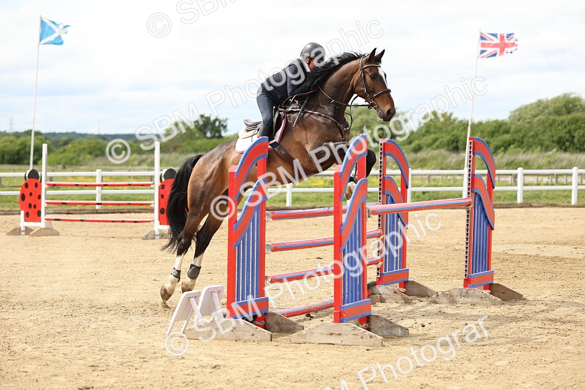 SBM_001304 - Class 5 - Senior Foxhunter - 1.20m