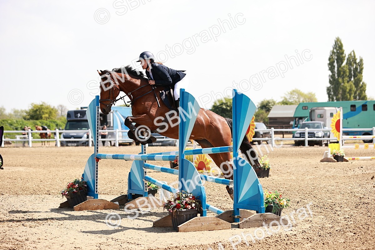  - Class 23 - Senior 1.05m