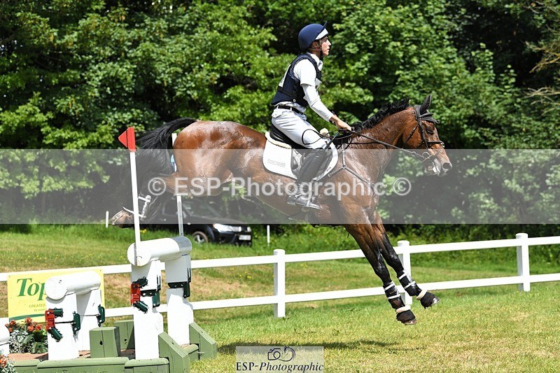 230528-135800-17802 - 466-BAMBINO_DE_L'ILATTE-Paolo_Torlonia-XC