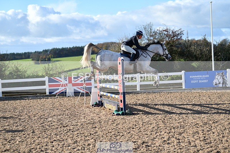 231110A-145947-00958 - Cls 6 Foxhunter & 1.20m Open