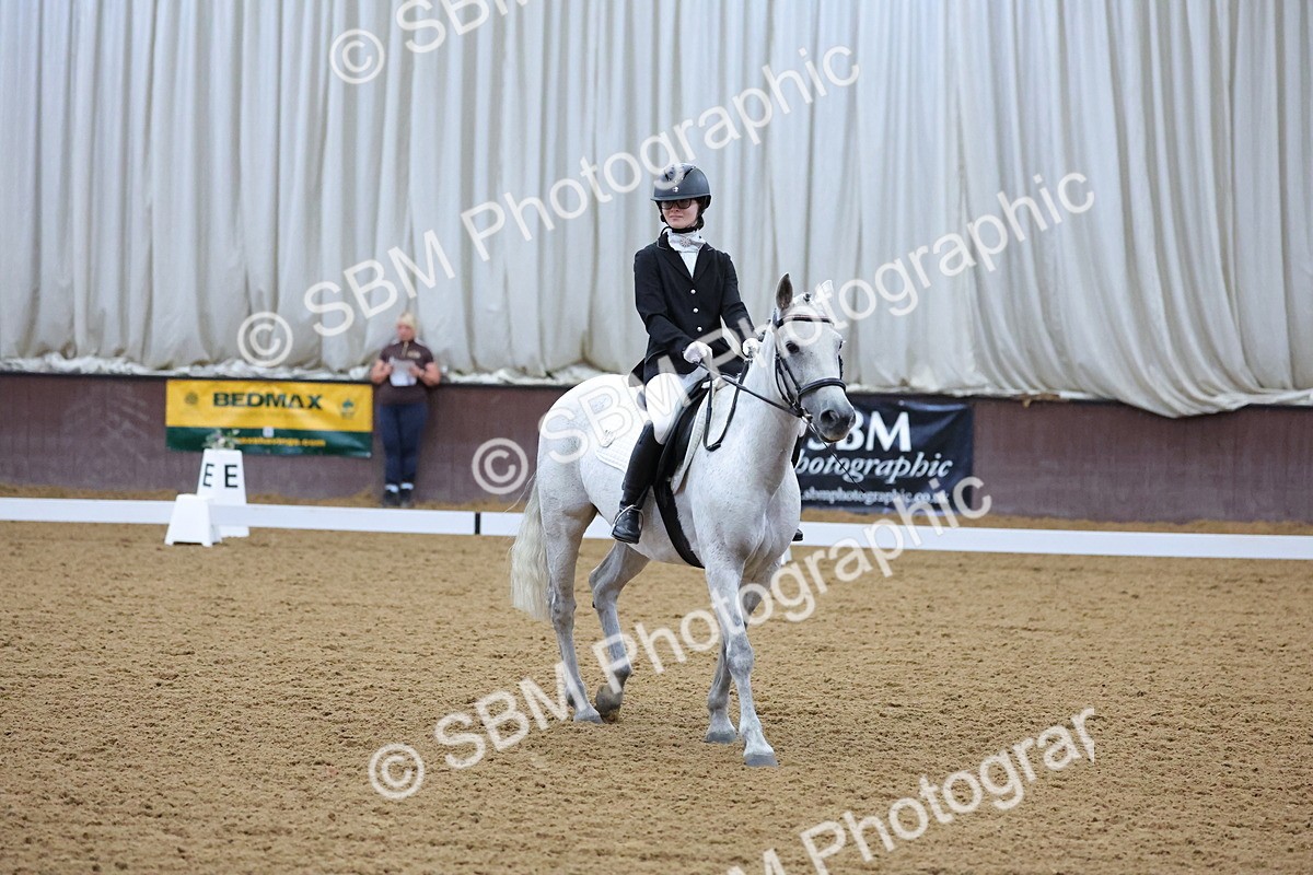 SBM_000100 - Class 2 - Intro 3 Championship - 8.51-9.47