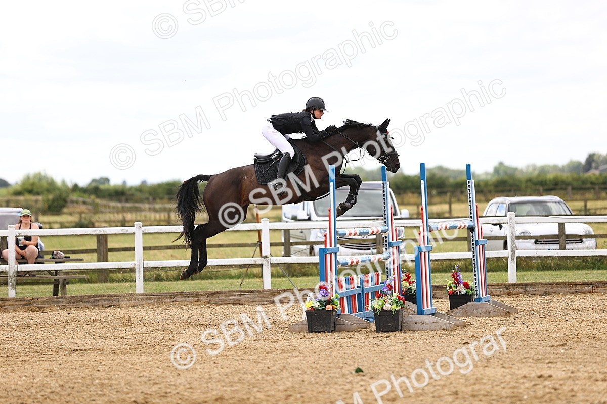 SBM_003701 - Class 22 - Senior Foxhunter 1.20m