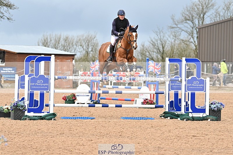 240315A-122656-00925 - Cls 3 Snr Foxhunter