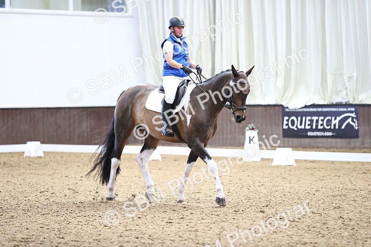 SBM_000507 - Novice 4 Warm Up