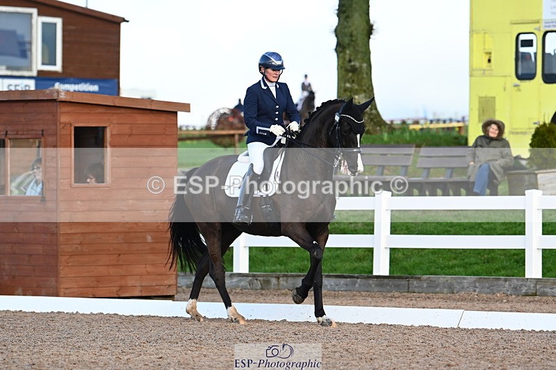 240218A-145440-08951 - 280-Nicola.Buchanan-ST.GILES.DARK.MAGIC