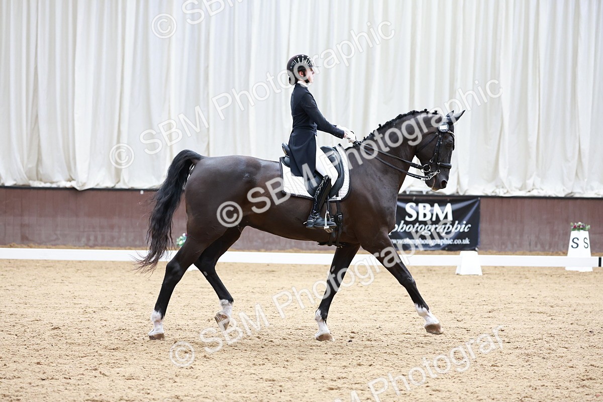 SBM_018124 - Class 15 - FEI Junior