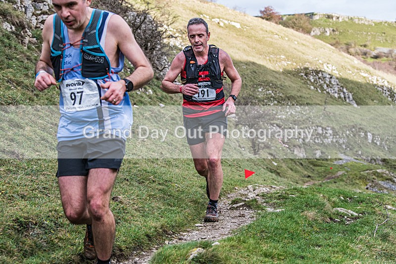 Litton-331 - Litton Christmas Cracker Fell Race (Limestone Series) Sunday 14th December 2025