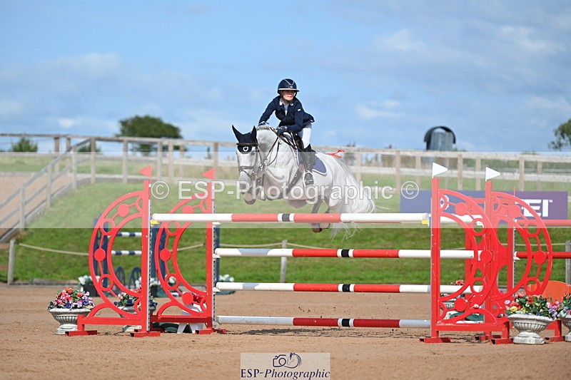 230721A-165722-07910 - Cls 10, 2 Star Big 1.45m Break to End