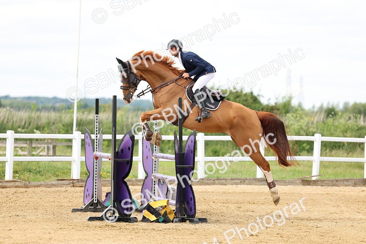 SBM_006165 - Class 19 - Senior Newcomers - 1.10m