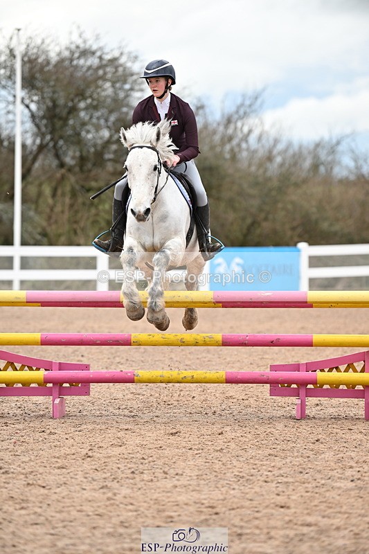 240310A-123002-02472 - Cls 5 Pony Newcomers and 1m Open