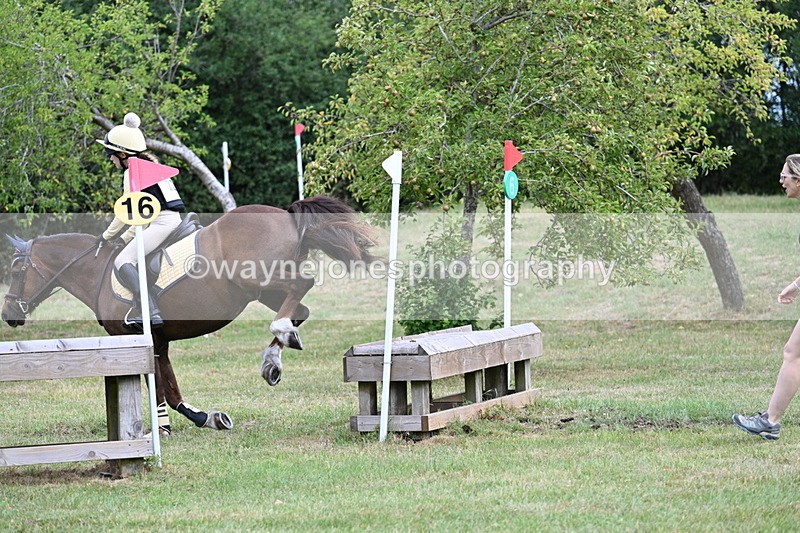 WJ7_4893 - 60cm XC Time 09:58 to 10:16