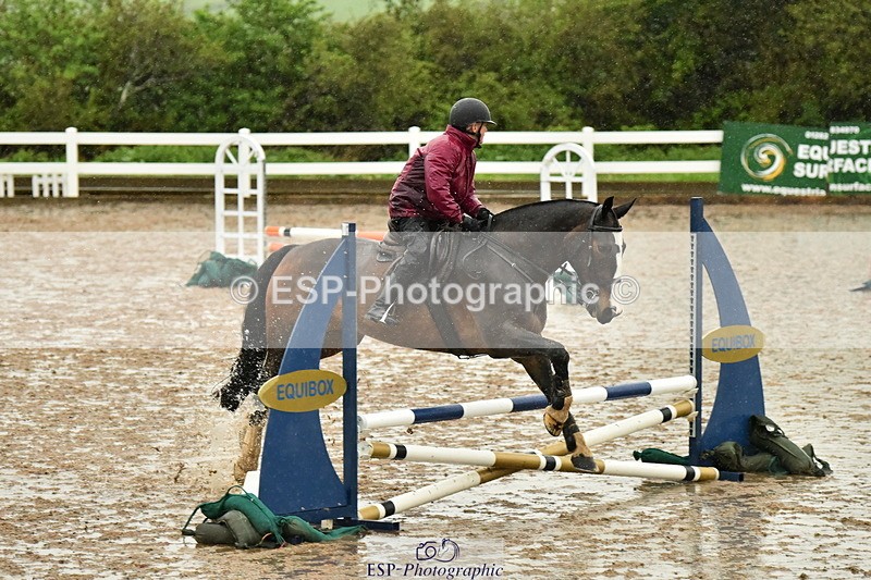 230509A-165548-00172 - 70cm