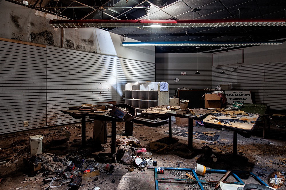 Randall Park Mall (North Randall, OH) | Moldy Store - Randall Park Mall