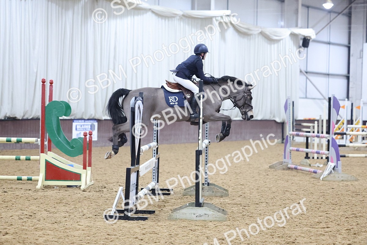 SBM_003467 - Class 11 - Blue Chip Pony Newcomers - 1.00m Open