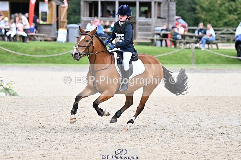 230825-110635-08843 - Round 2 Start to 11.15 coursewalk