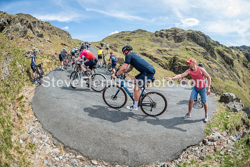 140437 - Hardknott Hairpin 14.00 - 15.00