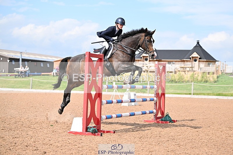 240828A-143022-00912 - Cls 4 Snr Newcomers and 1.10m Open