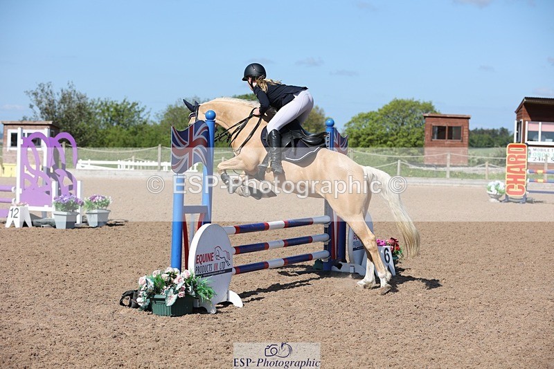 250504-101308-01874 - Cls 1 Pony Intro 70cm