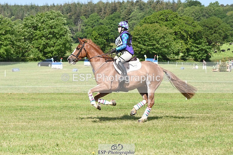 230527-100038-08153 - 208-NICO-Holly_Clarke-XC