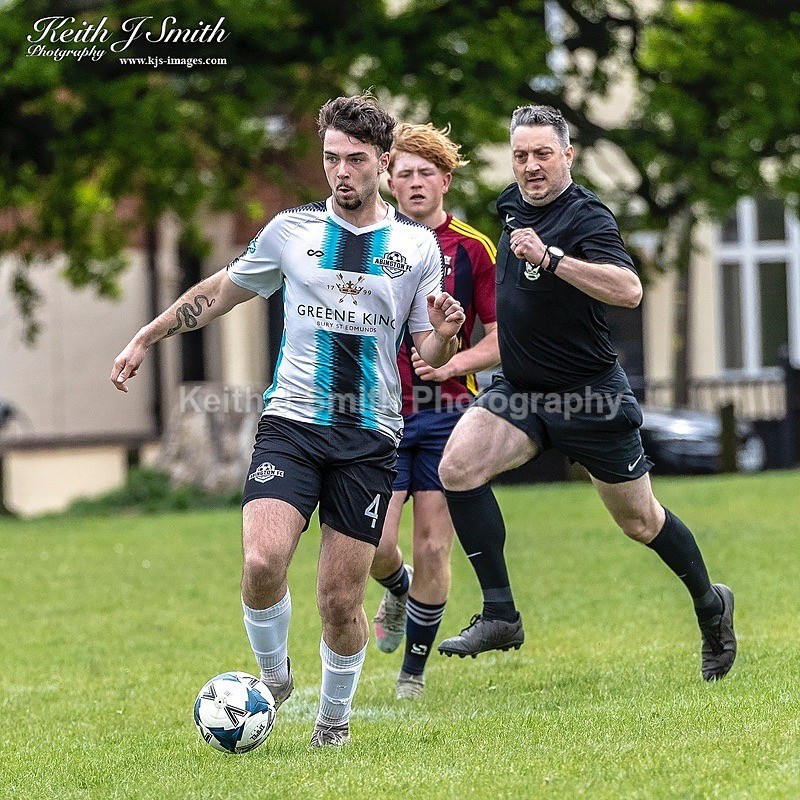 9KJS8857 - Pitch 3. Abington FC vs Royals. Abington Park. 10th May 2026.
