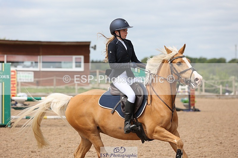 250504-113429-02364 - Cls 3 Pony Discovery and 90cm Open