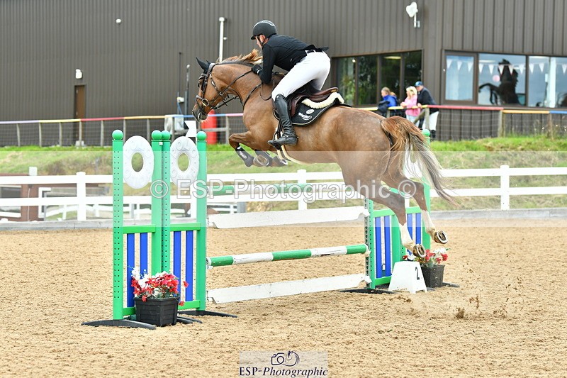 230721A-141541-06816 - Cls 22, 1 Star Gold 1.30m