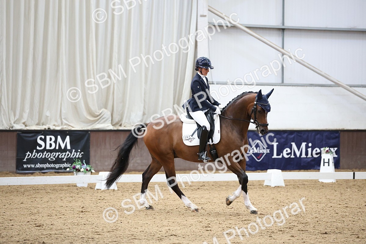 SBM_002875 - Class 5 - Novice 6 Gold - 10.24-11.30