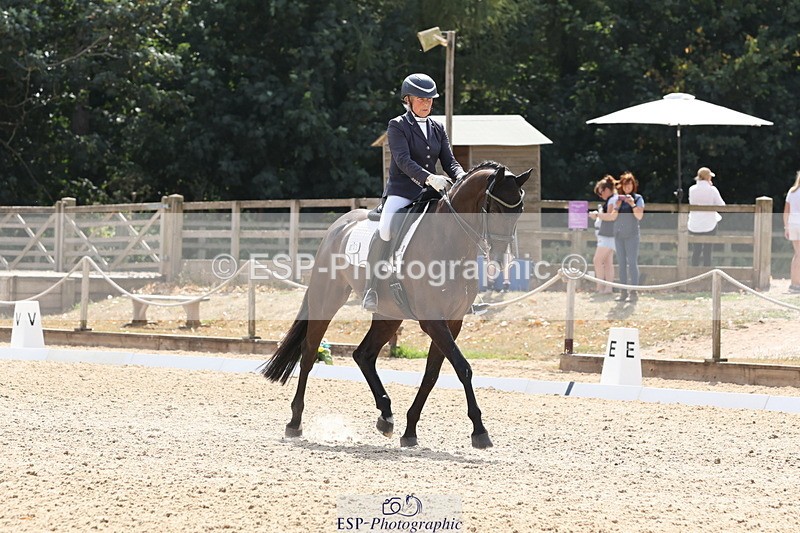 250809A-150602-04476 - 043-Louise.HutchinsonKingstone-W