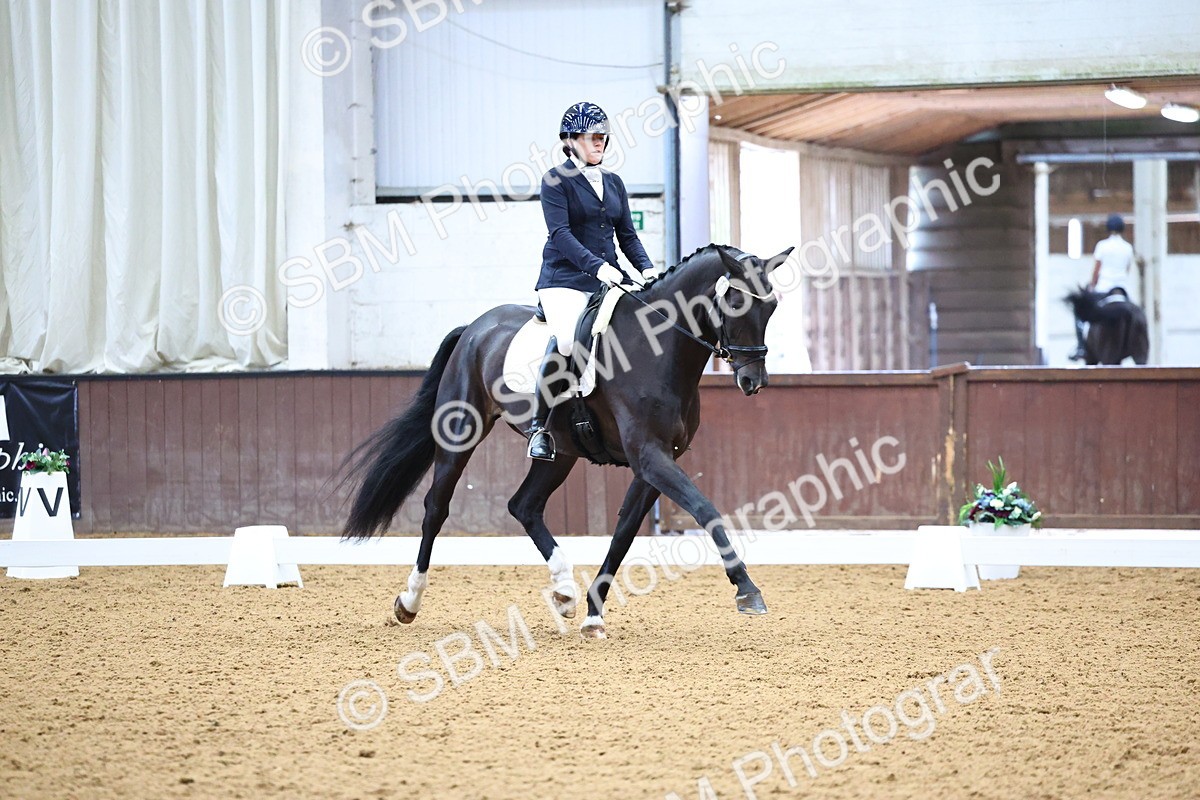 SBM_005352 - Class 5 - Novice 6 - 9.30-10.33