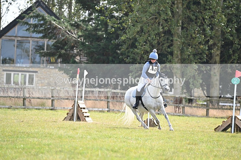 WJ6_2085 - 60cm XC Time 13:54 to 14:20