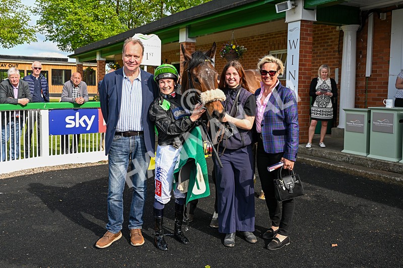 020526-Race 6-Kinetic Force-0167 - Race 6 4.25pm Every Race Live On Racing TV Handicap