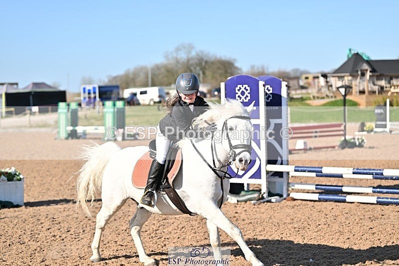 250401-164144-00195 - 60cm classes