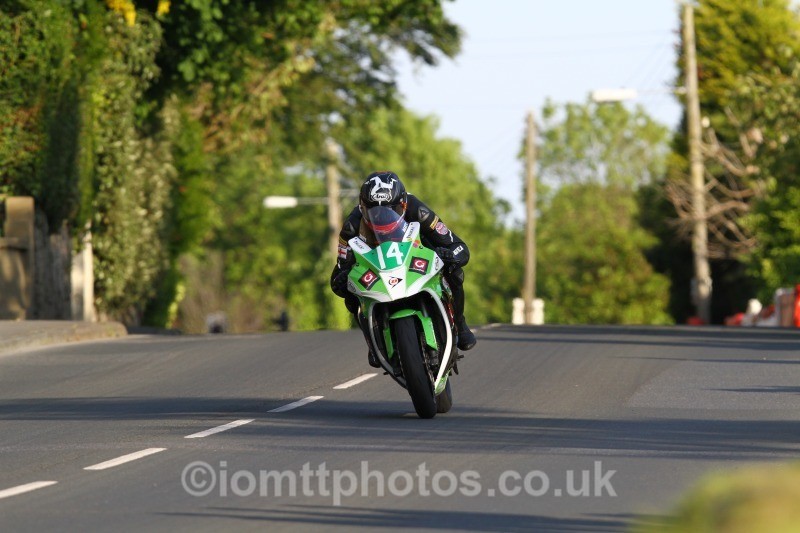 John Barton Kawasaki / Marks Bloom Racing / Wemoto - Tuesday Practice Solos