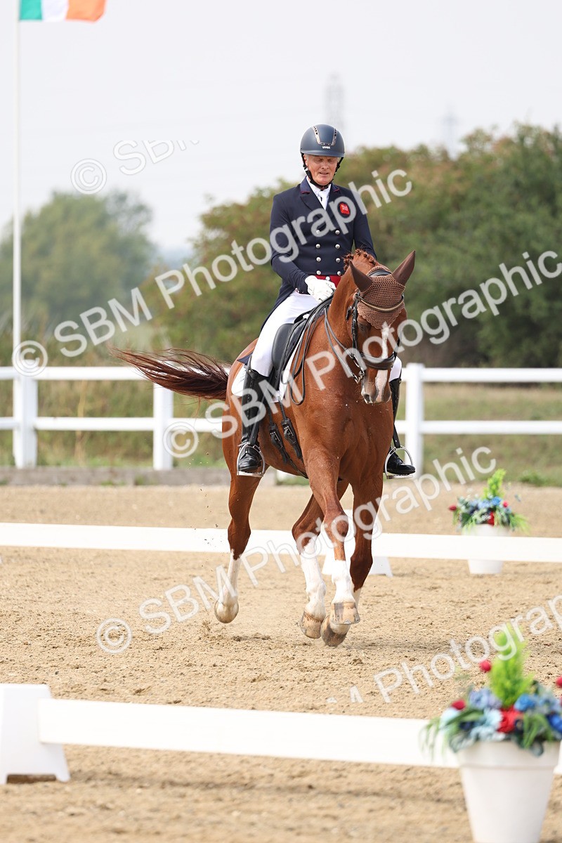 SBM_007398 - Class 9 - FEI INT I - 14.57-15.45