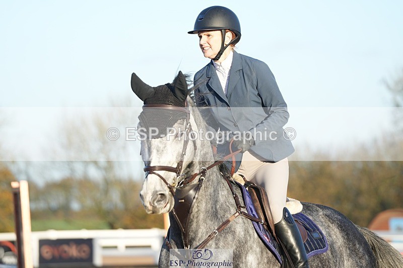 251108-083134-01758 - Cls 9 British Novice and 90cm Open